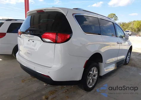 2017 Chrysler Pacifica Touring-L Plus from USA, damaged, VIN 2C4RC1EG3HR796156